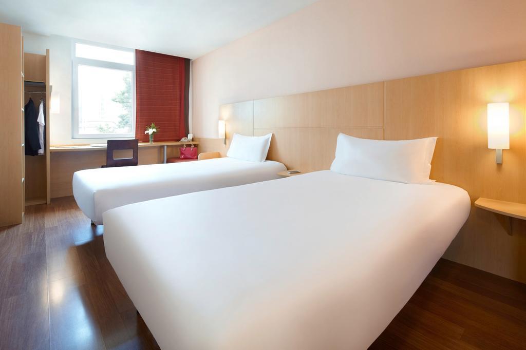 Ibis Leshan City Center מראה חיצוני תמונה
